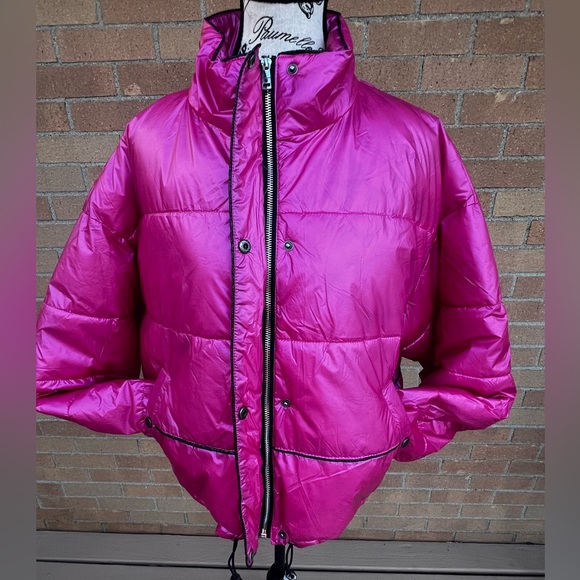 LA Coalition Metallic Puffer Barbie Pink💕 - Picture 3 of 9